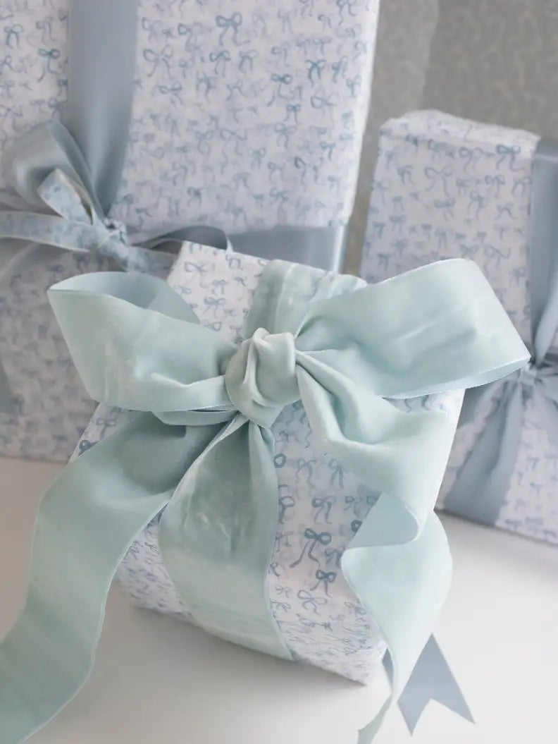bows tissue paper in blue